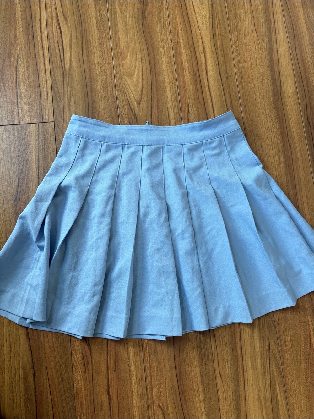 Love Tree Light Blue Pleated Mini Skirt